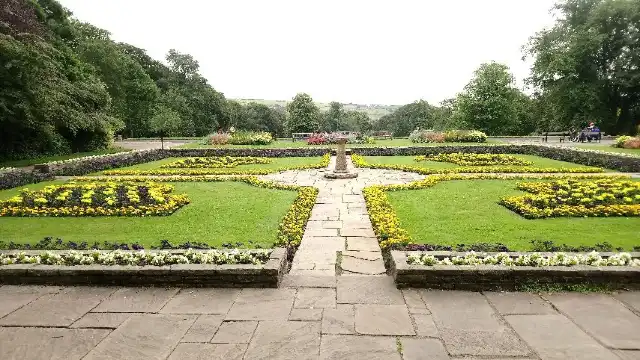 Hotels near Manor Heath Jungle Experience