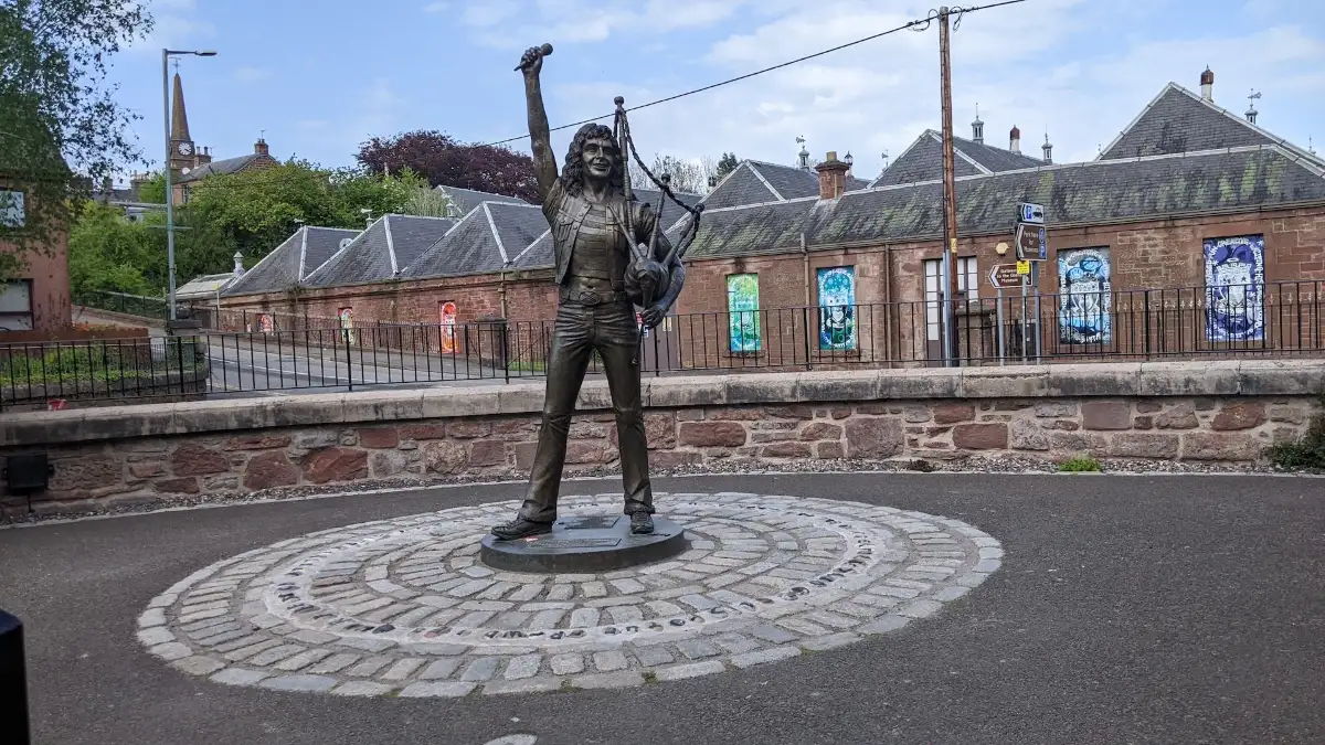 Bon Scott Statue