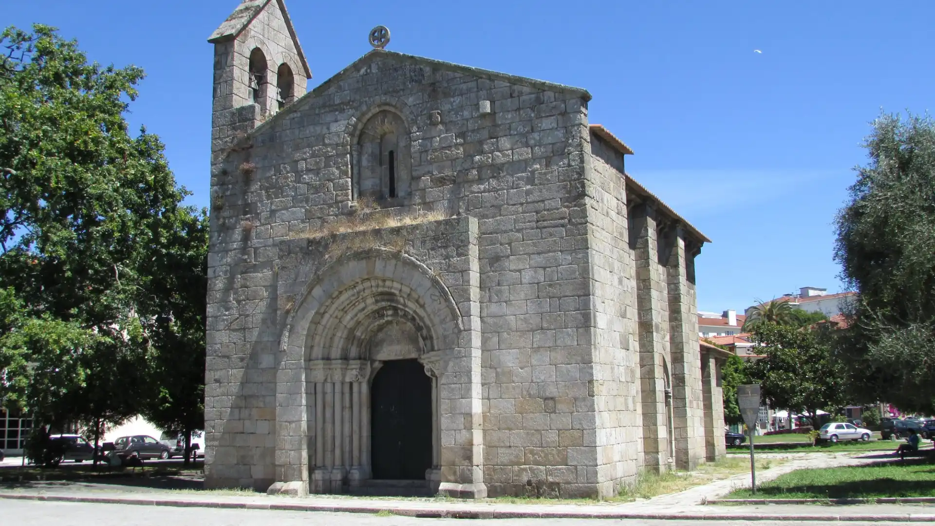 Hotels near Romanesque Church of Cedofeita