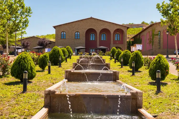 Hotels in Campo de Carinena