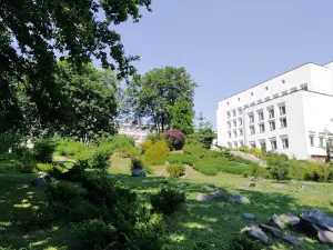 Botanichnyy Sad Khmelʹnytsʹkoho Natsionalʹnoho Universytetu