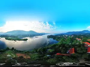 Hồ Vân Trục