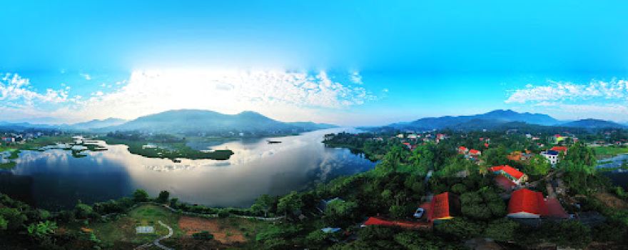 Hồ Vân Trục