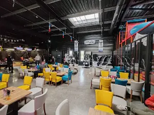 Le Hall Black - Bowling d'Angoulême
