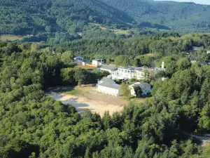 Village d+ Chamberet-Corrèze