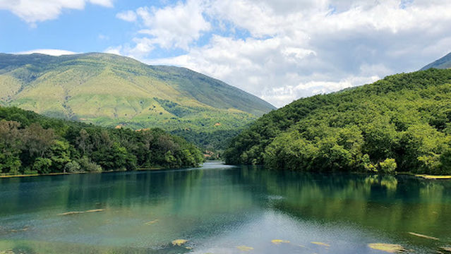 Starting point hike around the lake
