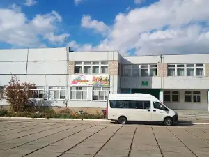 Yunost'