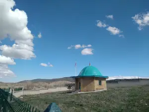 Firdevs Hanım Türbesi