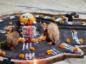 Shree Kareshwar Temple