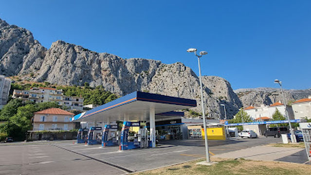 Sportska dvorana Ribnjak