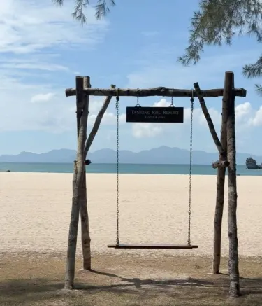 Tanjung Rhu Beach