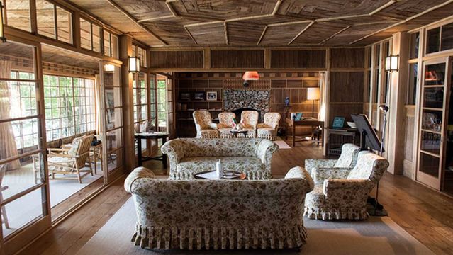 Italian Embassy Villa Memorial Park