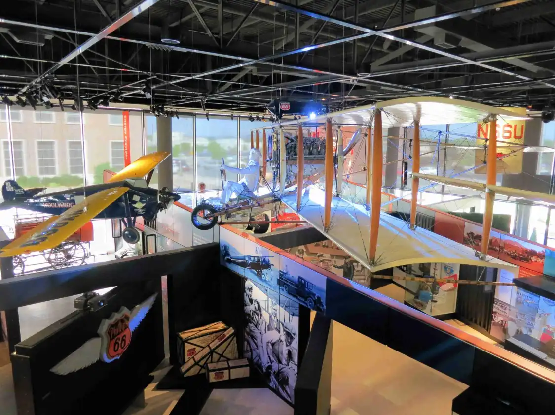 Hotels near Phillips Petroleum Company Museum