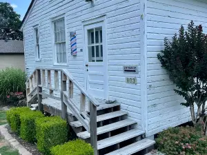 Chaffee Barbershop Museum