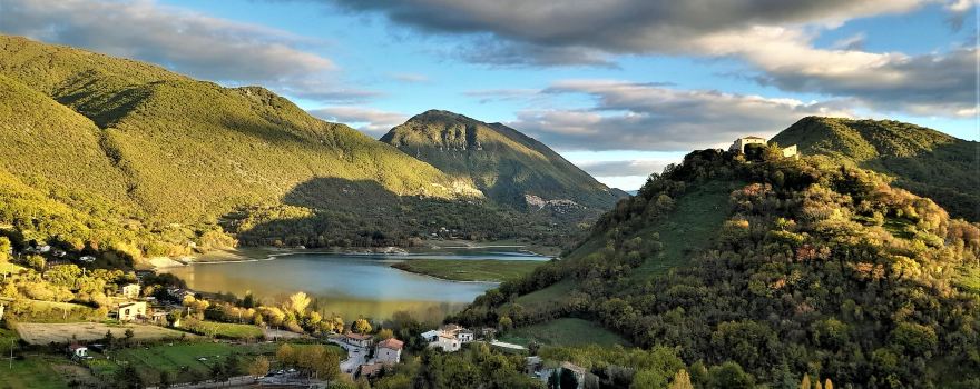 Lago del Turano