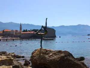 Mogren beach