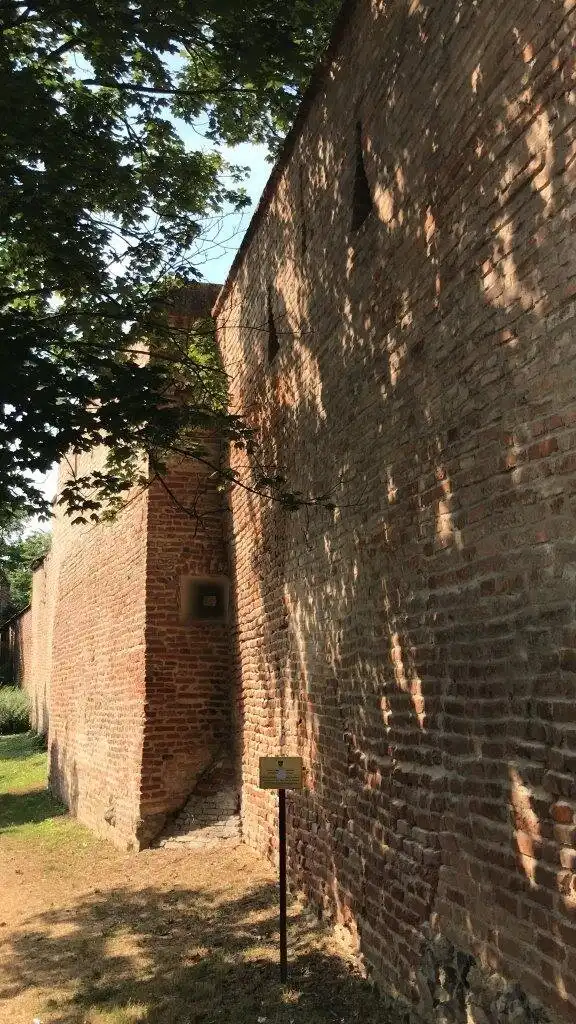 Hotels near Fortifications