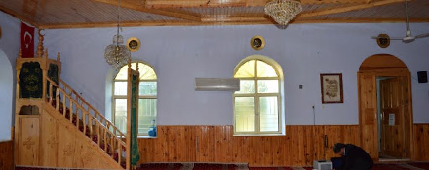 Yaka Mahallesi Merkez Camii