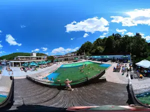 Strand Praid ( salty pool)