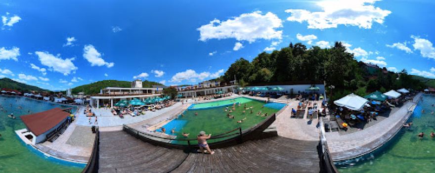 Strand Praid ( salty pool)