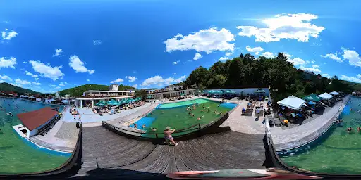 Strand Praid ( salty pool)