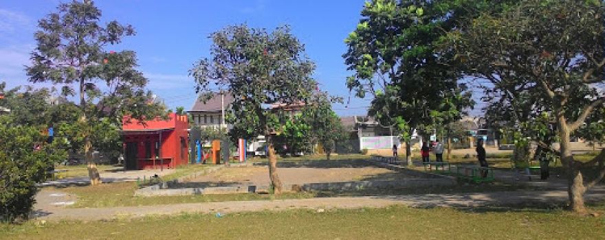 Playground Orange District