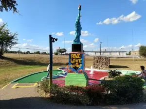 Ellen's Amusement Center