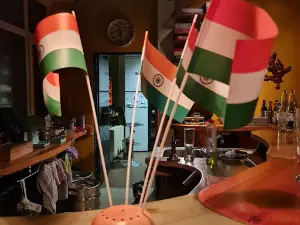 "quasiMONO" - Club des Blattwerk e. V.