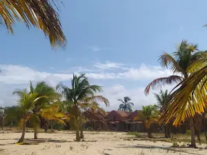 Playa nudista Miami - Parque Nacional Laguna de Tacarigua