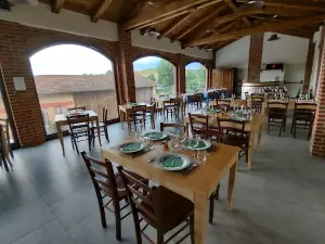 GranCollina Cantina-Agriturismo-Area Camper