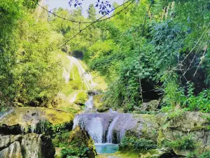 Khaddum Pieltleng Falls