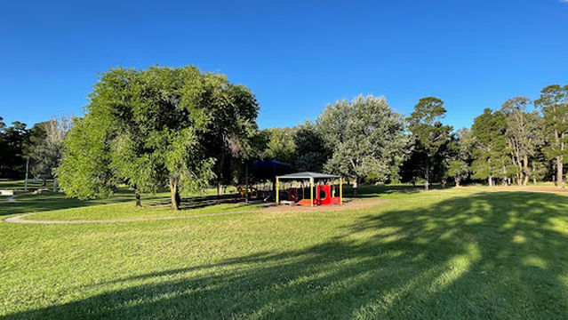 Fadden Pines Playground
