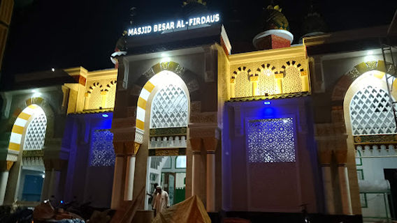 Masjid Besar Al - Firdaus