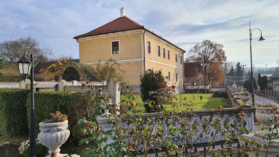 Szent Mihály Archangel Church