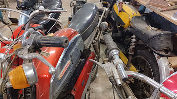 Le Garage à Tasses, Musée de la Mob', Atelier Associatif