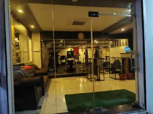The Track Fitness Club ( Gym )