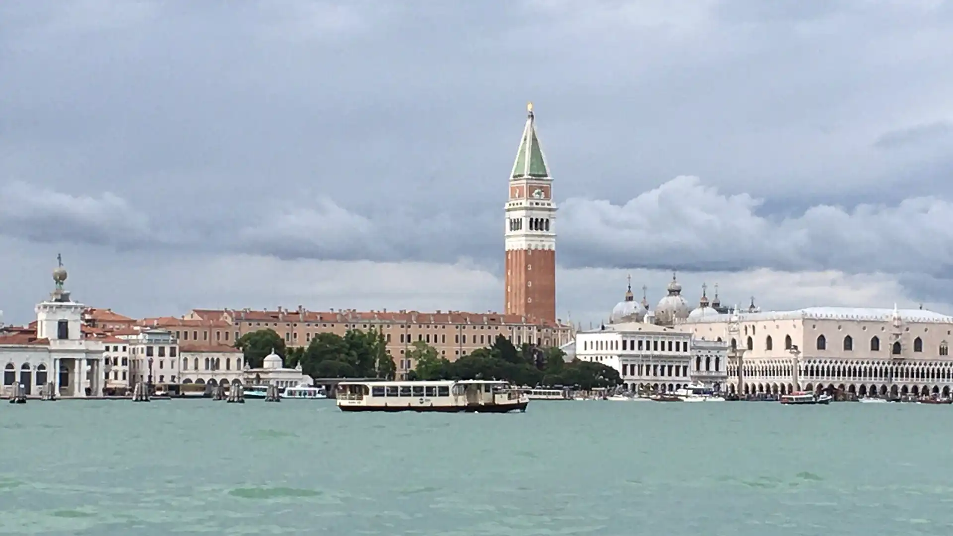 Hotels near La Giudecca