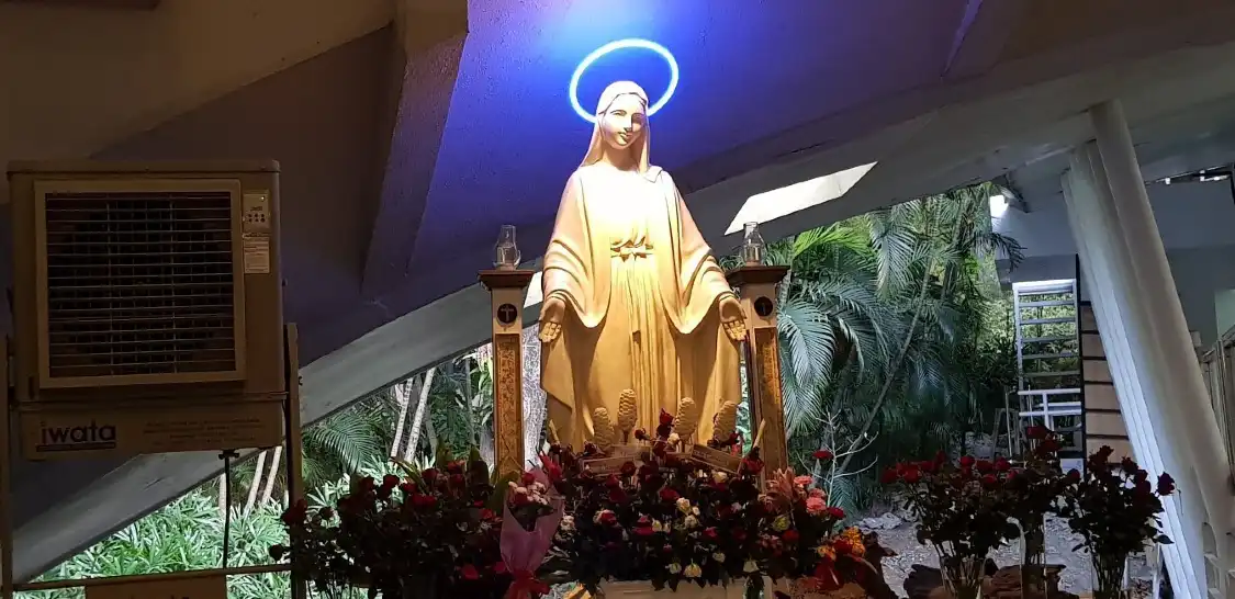 Hotel in zona Sto. Nino de Paz Greenbelt Chapel