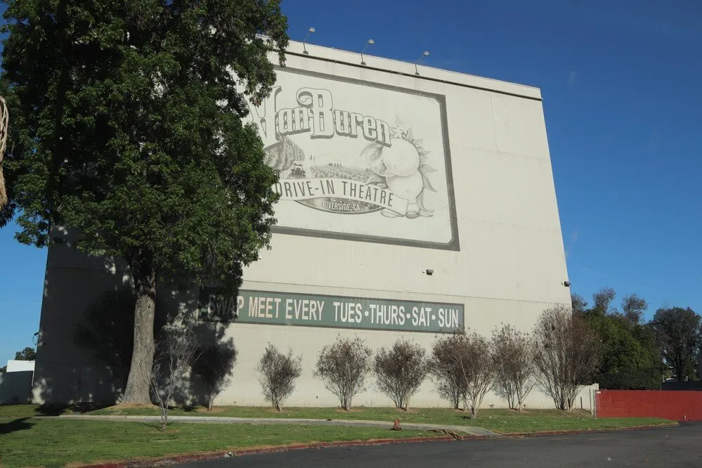 1_Van Buren Drive-In Theatre