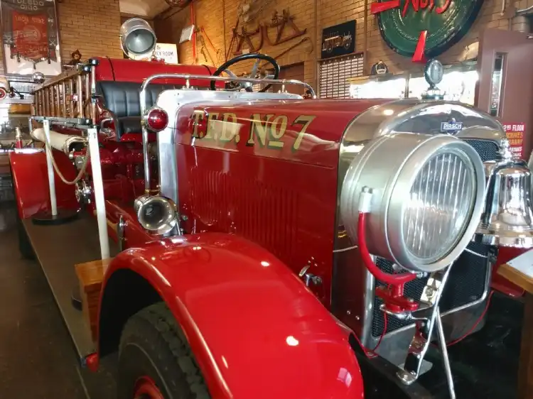 Các khách sạn gần Toledo Firefighters Museum