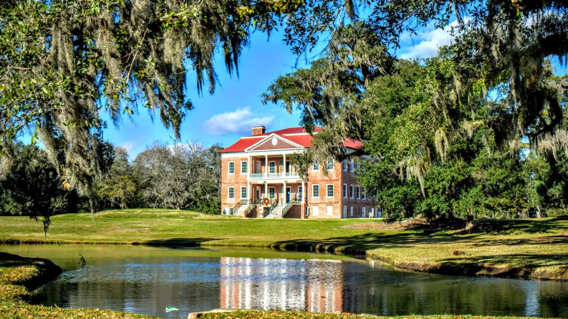 Hotels near Drayton Hall