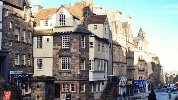 John Knox House preserved medieval house