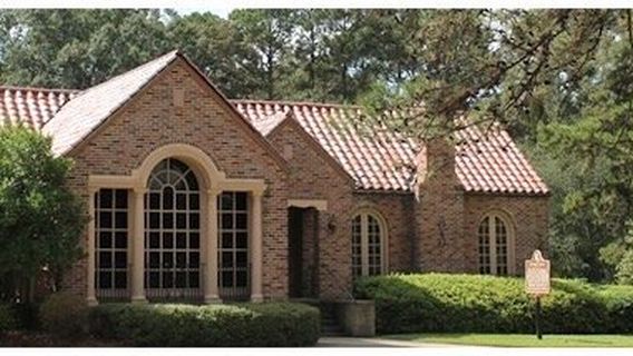 Snyder Memorial Museum & Arts