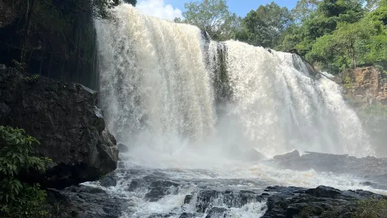 Bousra Waterfall