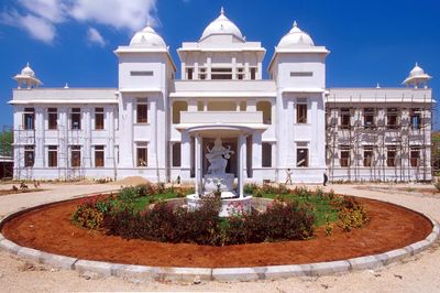 Yazhpanam Public Library