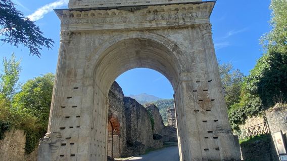 Arco di Augusto