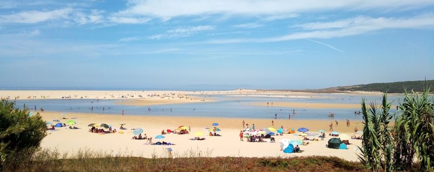 Lagoa de Albufeira Beach