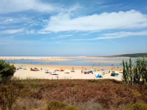 Lagoa de Albufeira Beach