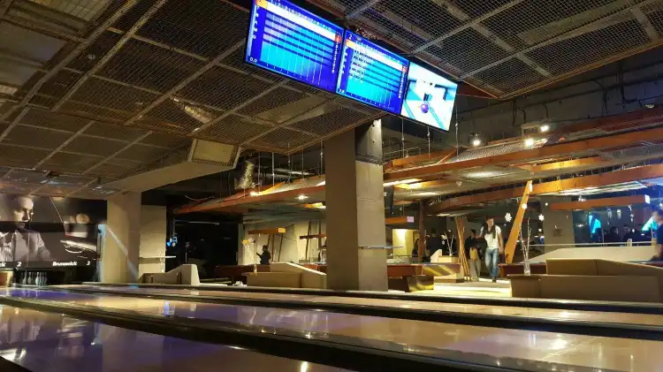 Hotels near Dash