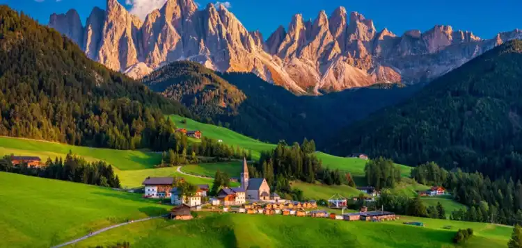 Hoteles cerca de Val di Funes